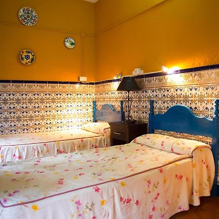 Pension Santa Maria La Blanca Севиля Екстериор снимка