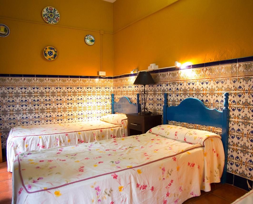 Pension Santa Maria La Blanca Севиля Екстериор снимка